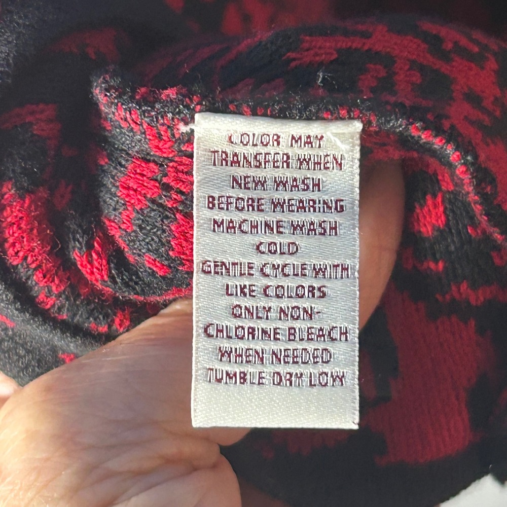JM Collection Women's Red Black Damask Knit Cardigan‎ Sweater XL Button Front - Picture 7 of 7